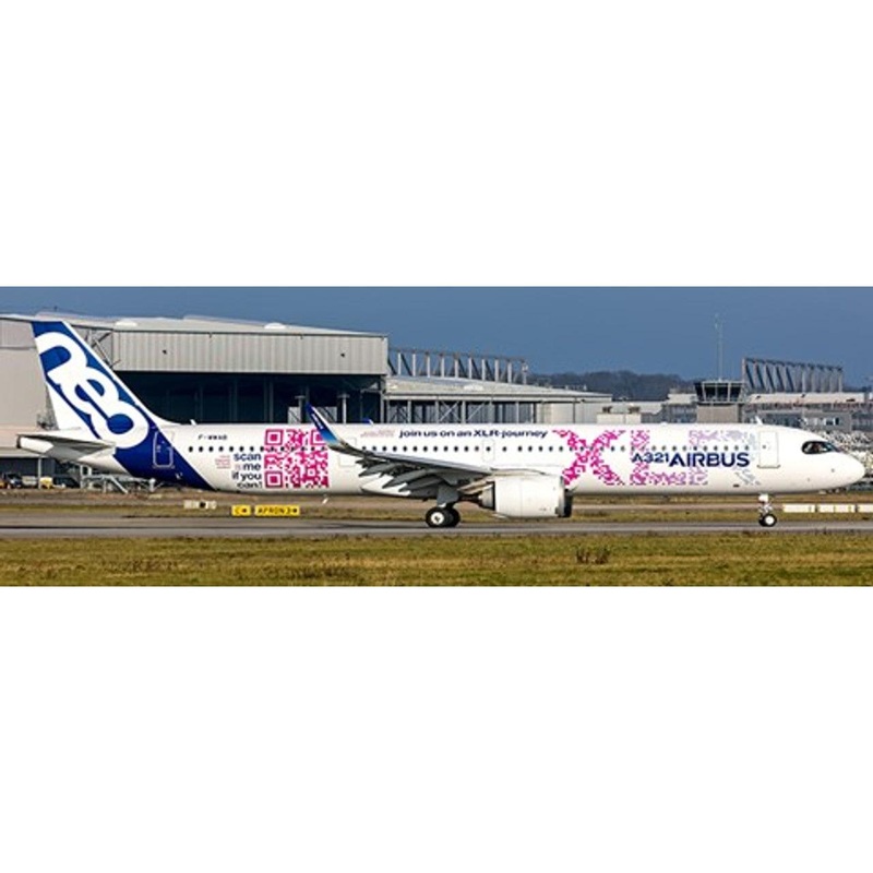 1/200 Airbus Industrie A321neo F-WWAB “XLR Title”