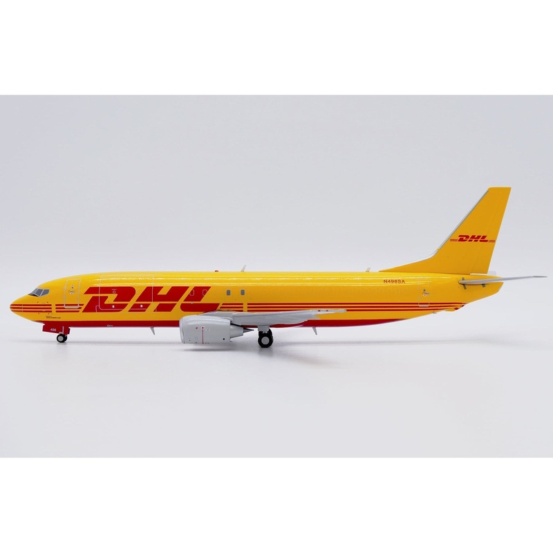 1/200 DHL (Southern Air) Boeing 737-400 (SF) Reg: N498SA with Stand