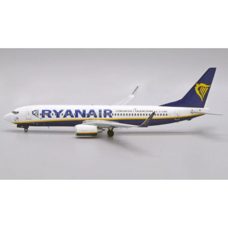 1/200 Ryanair Boeing 737-800 “Comunitat Valenciana” Reg: EI-DWE with Stand