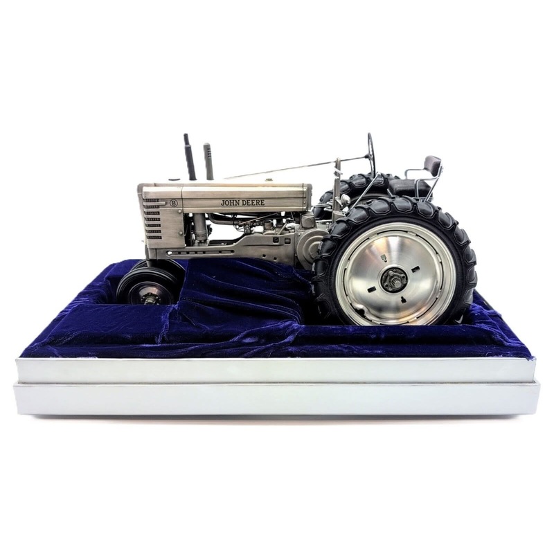 1/10 Franklin Mint John Deere Model B Tractor Fine Pewter Limited Edition