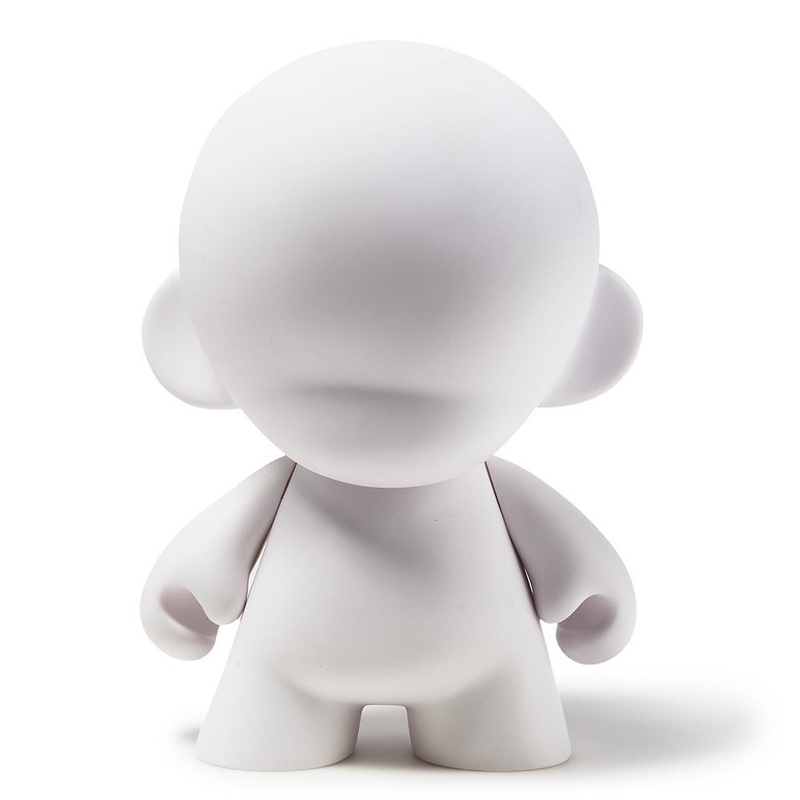 MUNNYWORLD 18″ Mega MUNNY Blank Art Toy by Kidrobot