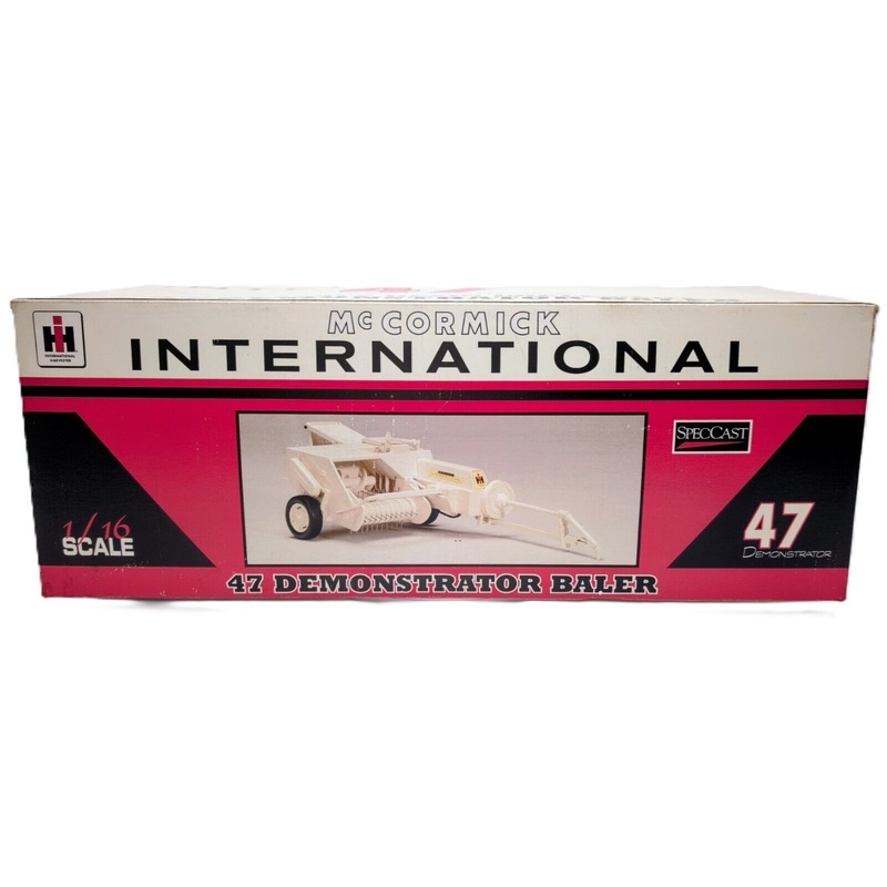 1/16 International Harvester 47 Demonstrator Resin Baler