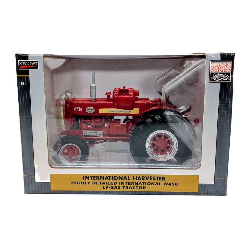 1/16 High Detail International Harvester W450 LP Gas North IA Farm Toy Show