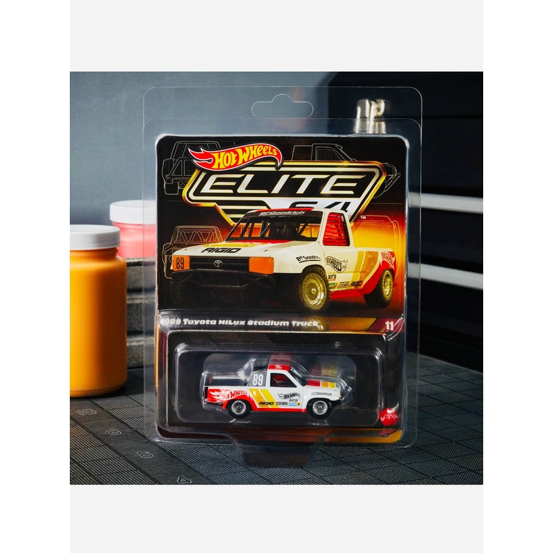 Hot Wheels 2025 RLC Exclusive Elite 64 1989 Toyota HiLux Stadium Truck