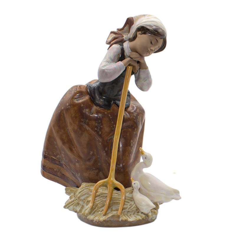 Lladr Figurine: 12178 Harvest Helpers