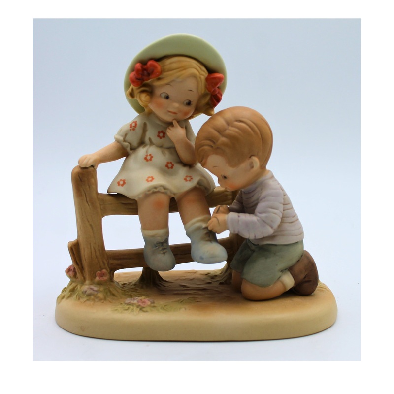 Precious Moments | Tying the Knot | Non-Mint Box