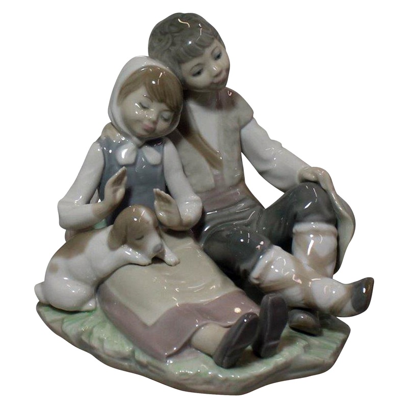 Lladr Figurine: 1230 Friendship