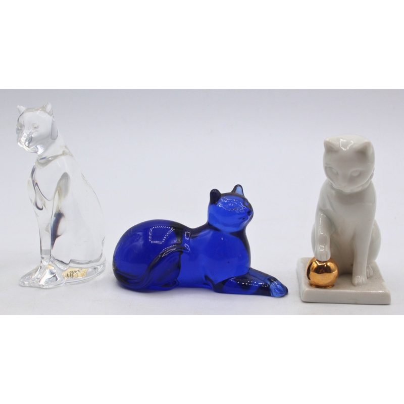 Lot of 3: Franklin Mint Curio Cabinet Cats – Clear, Blue, White