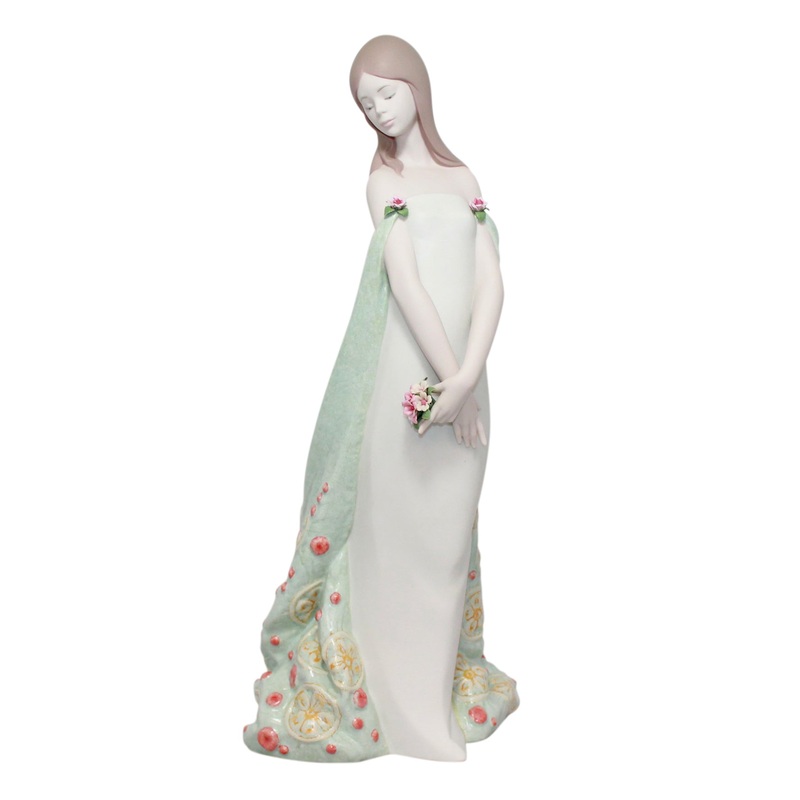 Lladr Figurine: 16848 Alborada