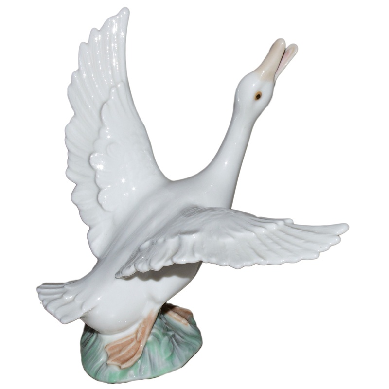 Lladr Figurine: 1263 Running Duck