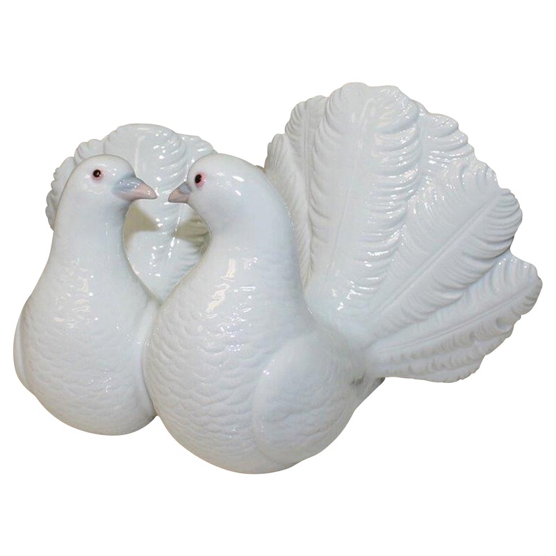 Lladr Figurine: 1169 Couple of Doves