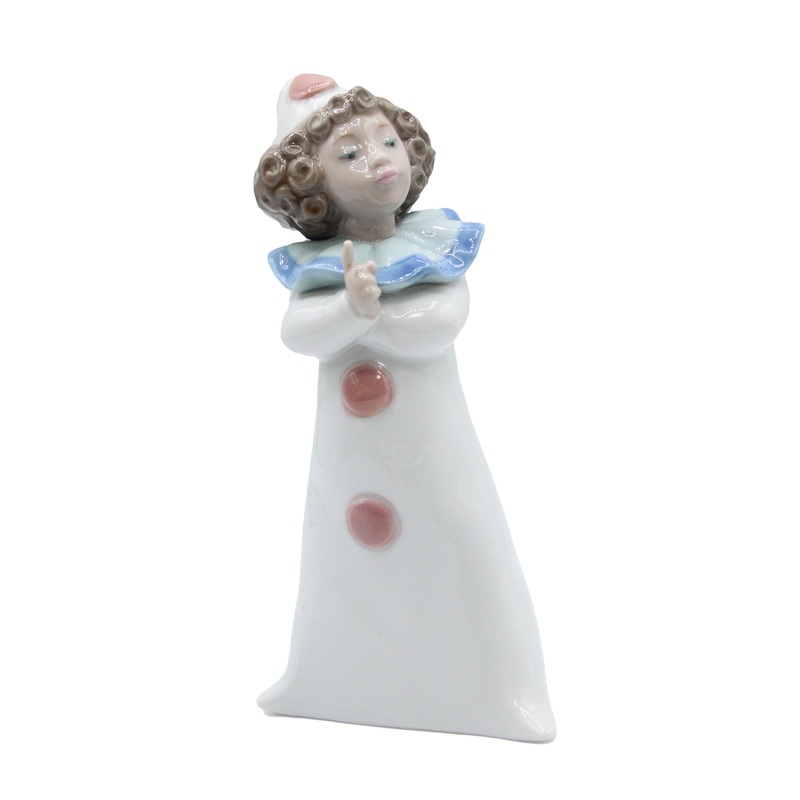 Nao by Lladr Figurine: 1030 Sensational Pierrot