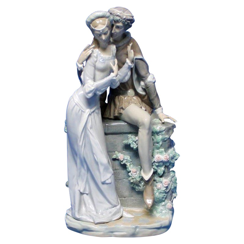 Lladr Figurine: 1250 Lovers from Verona