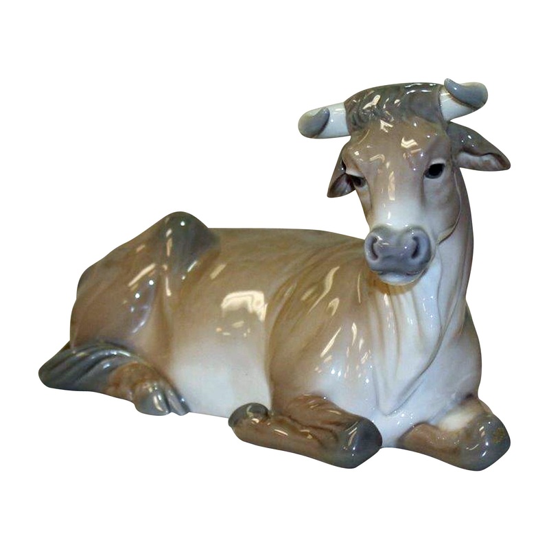 Lladr Figurine: 1390 Cow