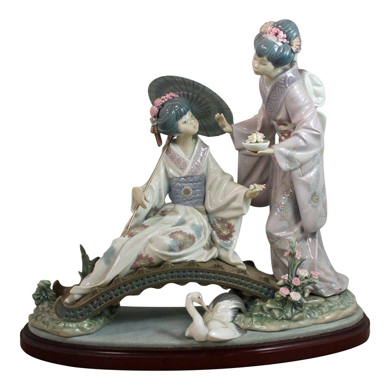 Lladr Figurine: 1445 Springtime in Japan