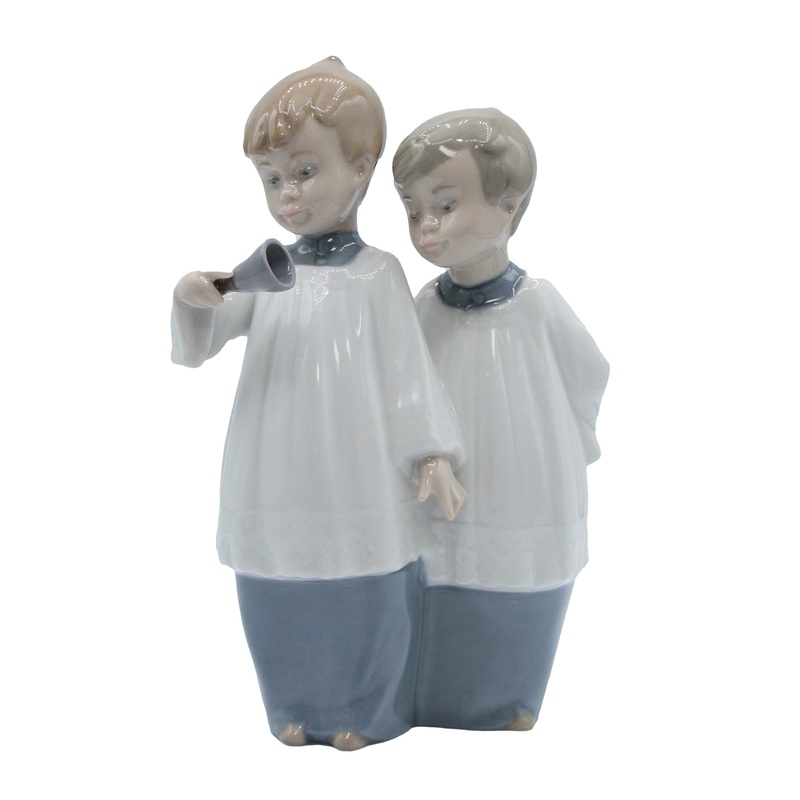 Nao by Lladr Figurine: 1072 Choir Boys