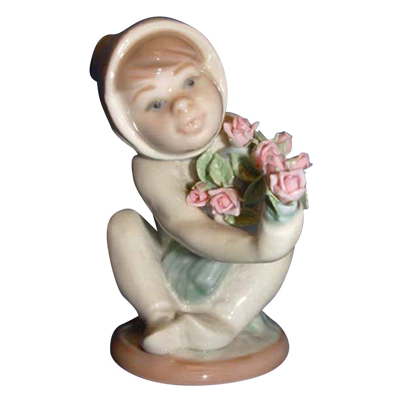 Lladr Figurine: 1506 A New Friend