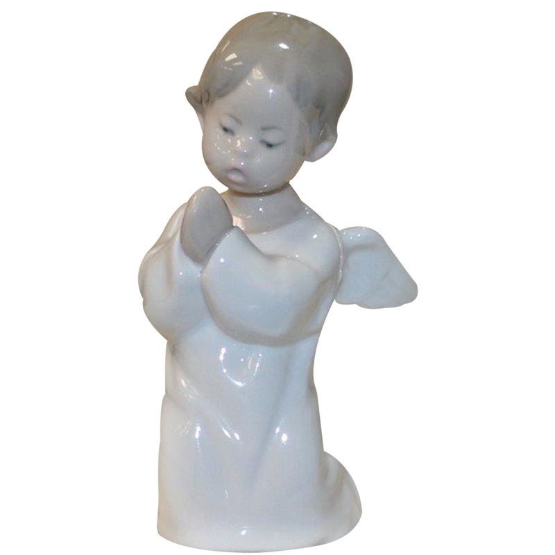 Lladr Figurine: 4538 Angel Praying