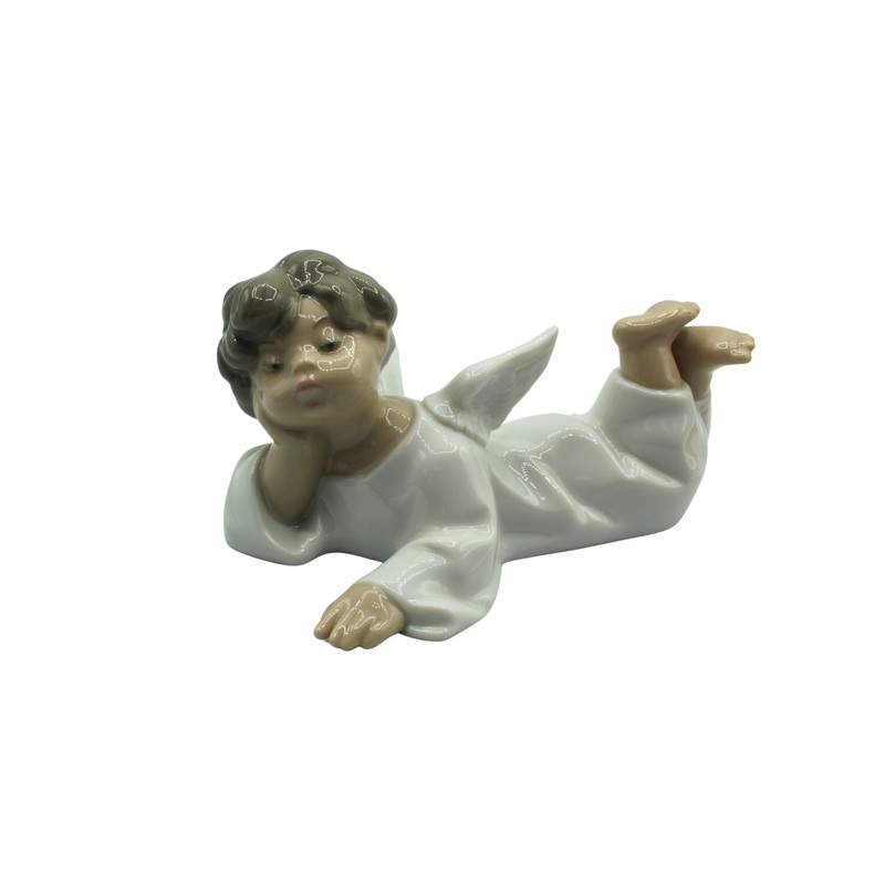 Lladr Figurine: 4541 Angel Reclining