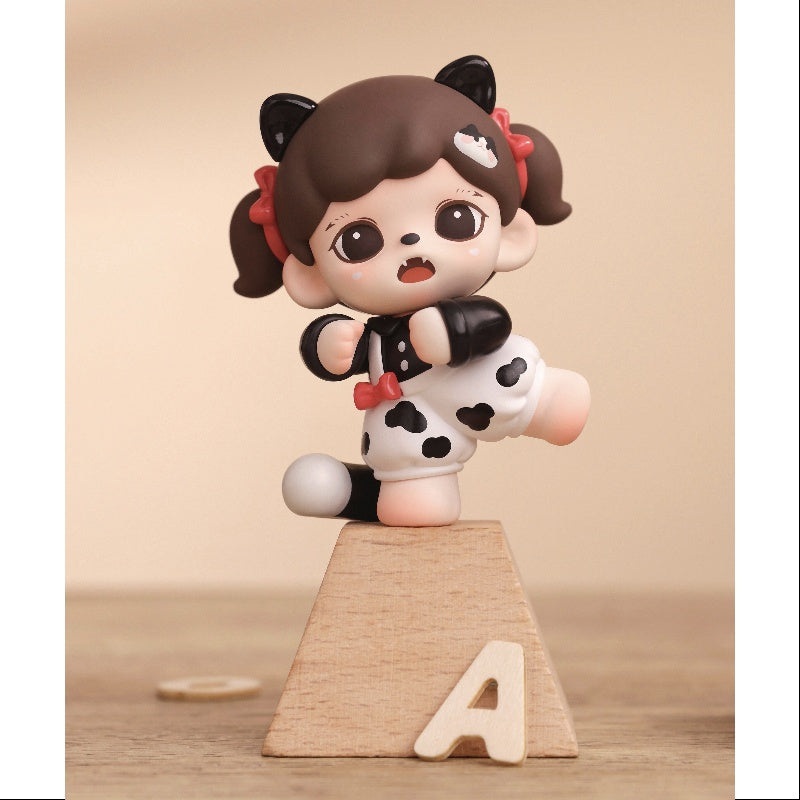 Baby Zoraa Meow Cat Face Mini Series Moo Moo Cat