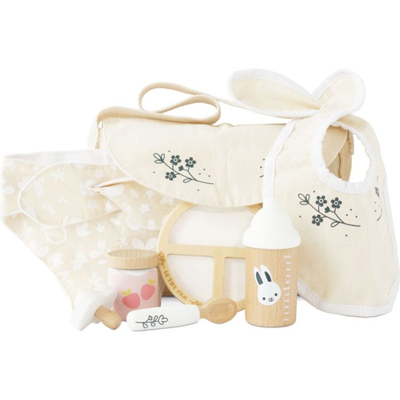 Dolls Nursing Kit & Bag – 8 Pieces