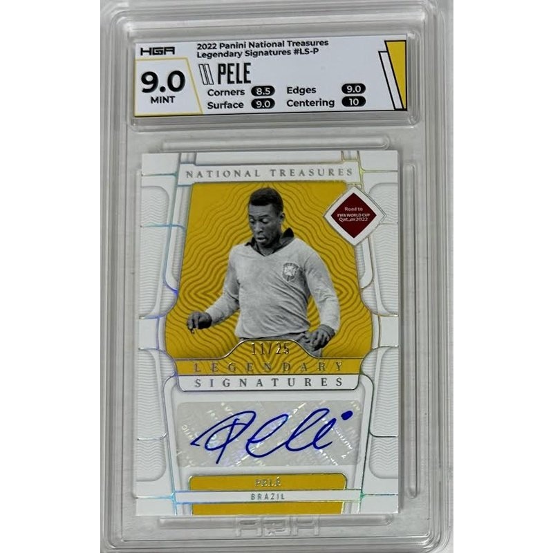 Pele 2022 Panini National Treasures Legendary Signatures #LS-P HGA 9.0