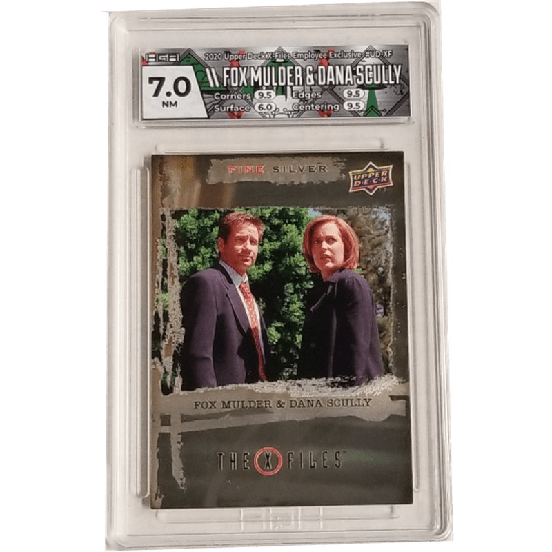 Fox Mulder & Dana Scully 2020 Upper Deck X-Files Employee Exclusive #UD-XF HGA 7.0