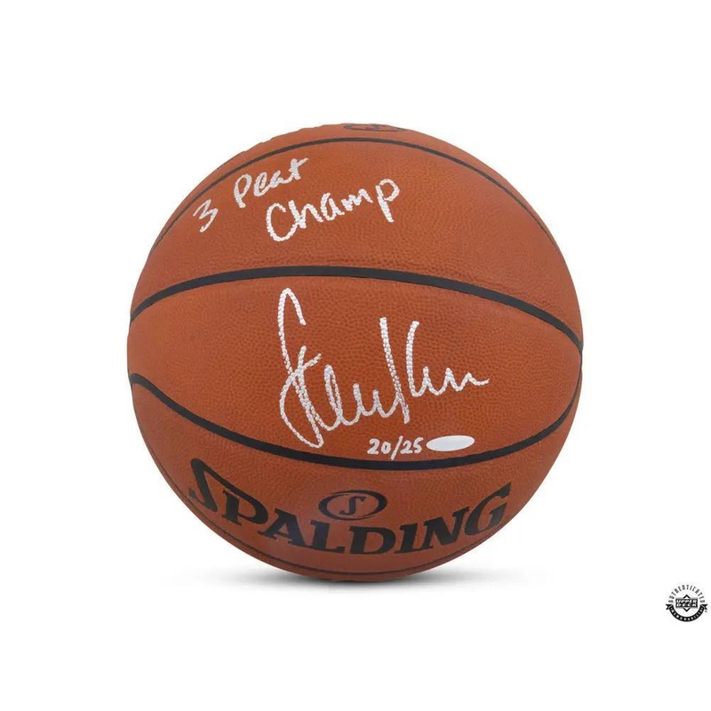 Autographed Basketball: Steve Kerr